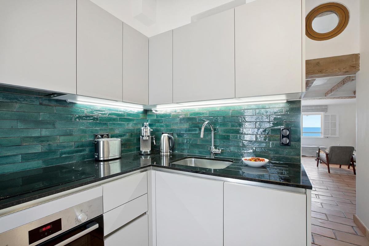 The Sea Apartment 2 - Sea View On The Ramparts Of Old Town Αντίμπ Εξωτερικό φωτογραφία